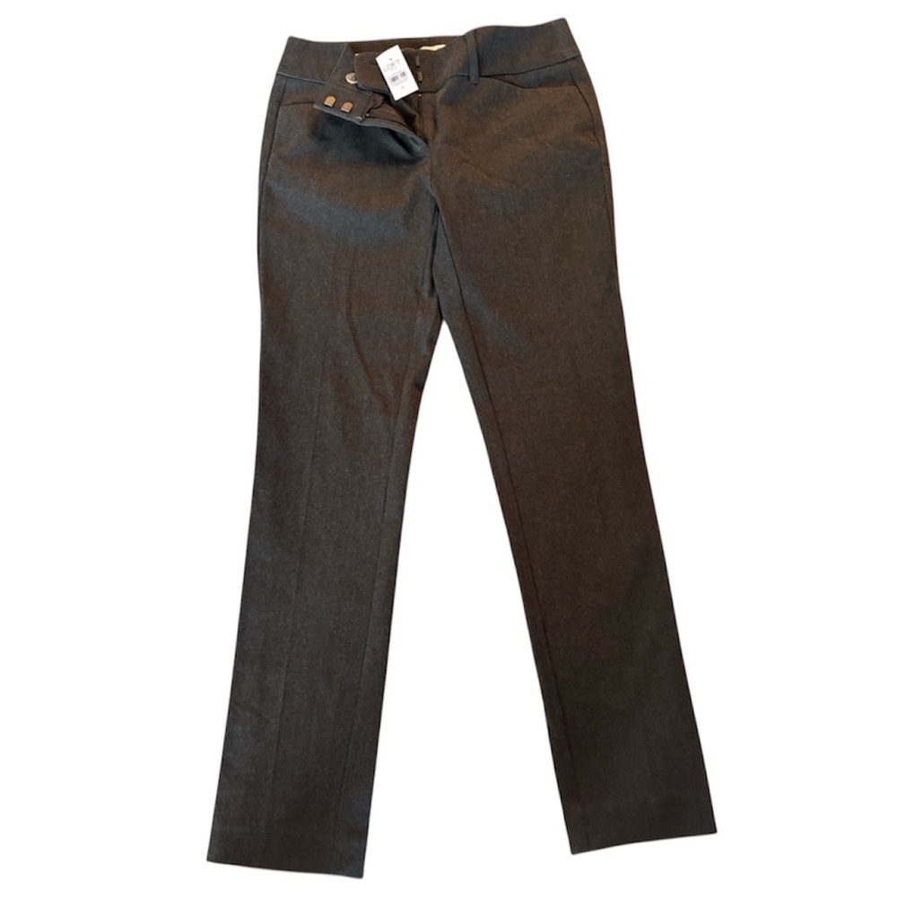 NWT Loft- Mid Rise- Skinny Ankle- Size 0
Dark Gray‎